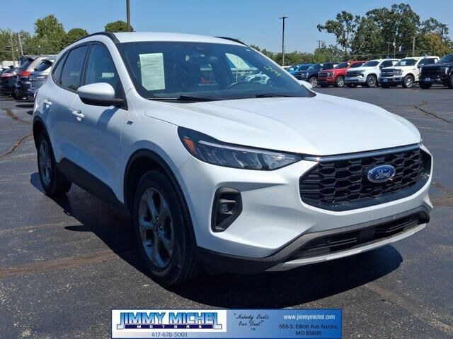 2025 Ford Escape ST-Line Select — photo 1 of 10