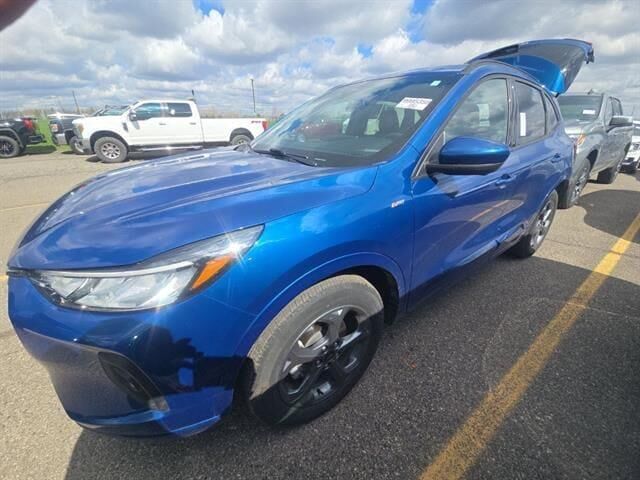 2023 Ford Escape ST-Line Select — photo 1 of 26