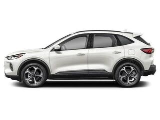 2025 Ford Escape ST-Line Select — photo 1 of 4
