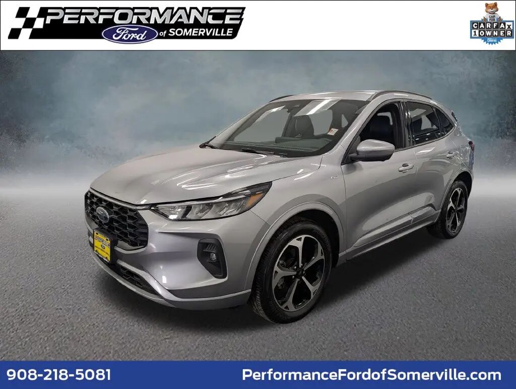 2023 Ford Escape ST-Line Select — photo 1 of 13