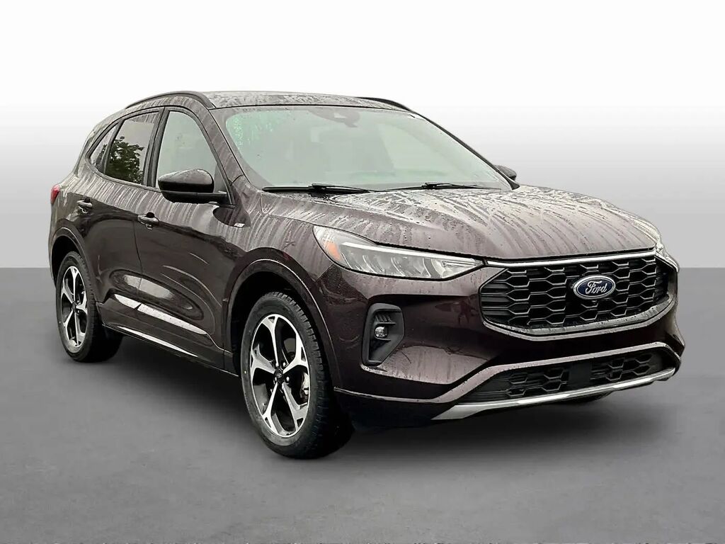 2023 Ford Escape ST-Line Select — photo 1 of 13