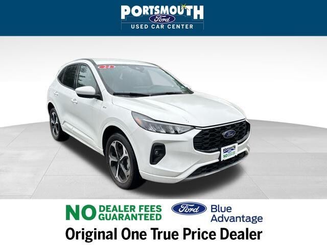 2024 Ford Escape ST-Line Select — photo 1 of 25