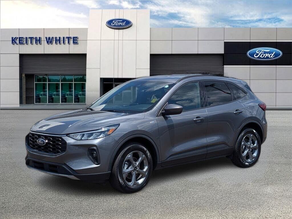 2025 Ford Escape ST-Line Select — photo 1 of 1