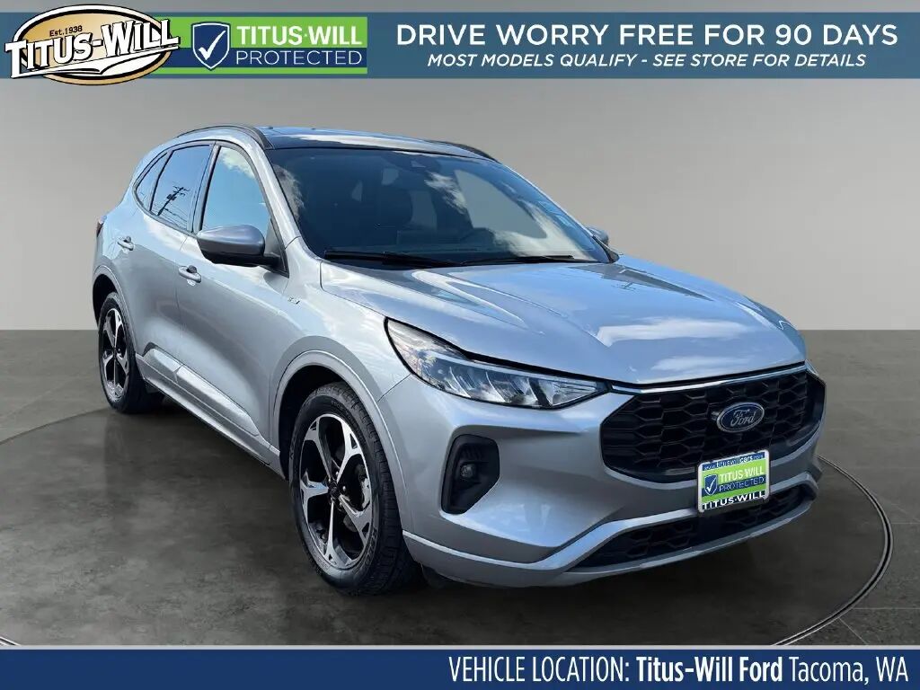 2023 Ford Escape ST-Line Select — photo 1 of 13