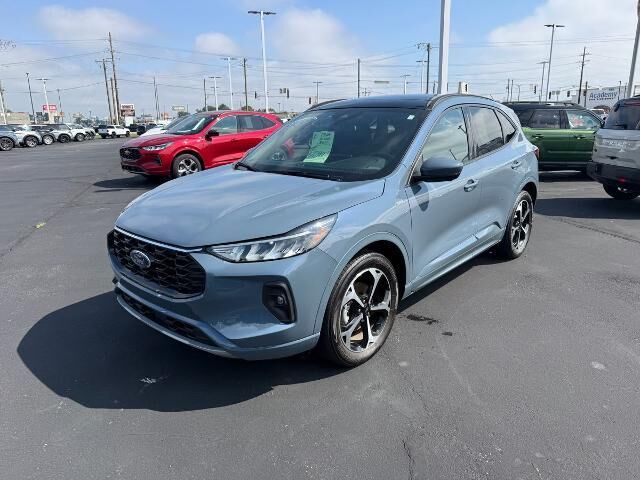 2023 Ford Escape ST-Line Select — photo 1 of 26