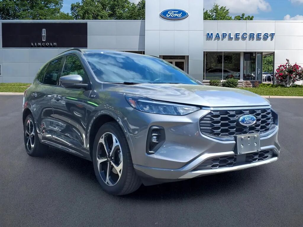2023 Ford Escape ST-Line Select — photo 1 of 52