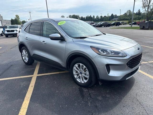 2023 Ford Escape ST-Line Select — photo 1 of 13