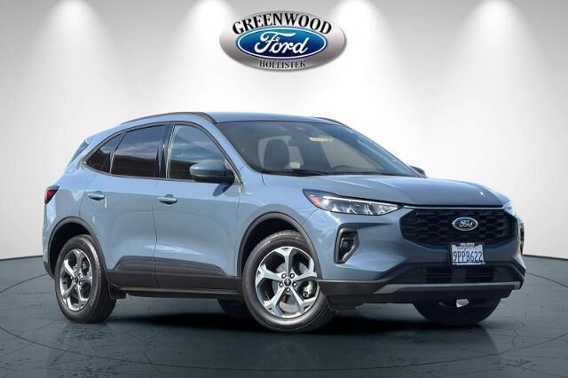 2025 Ford Escape ST-Line Select — photo 1 of 26