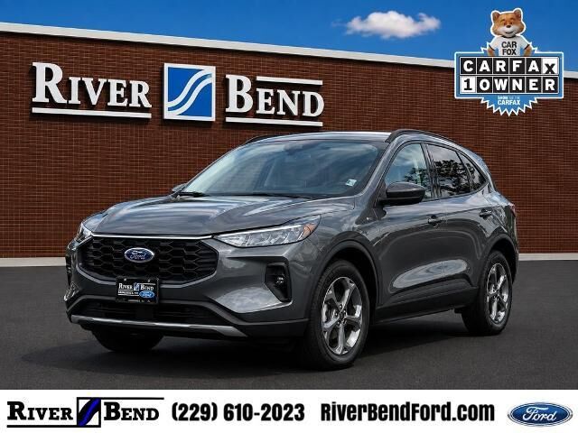 2025 Ford Escape ST-Line Select — photo 1 of 26