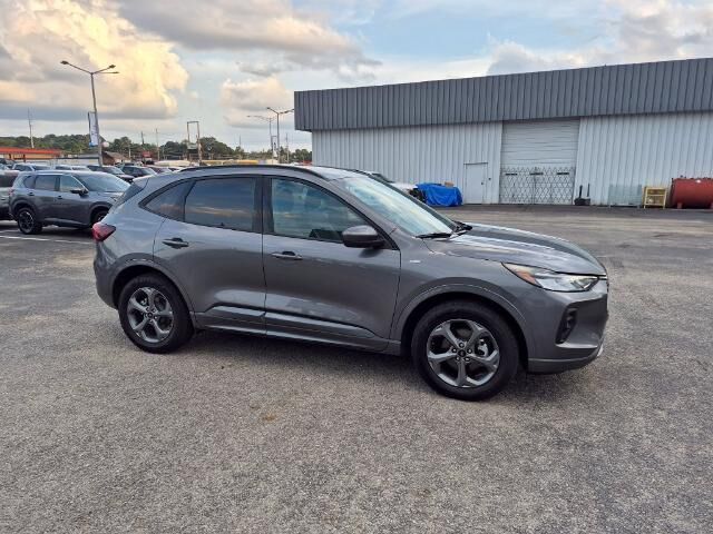 2024 Ford Escape Hybrid ST-Line Select