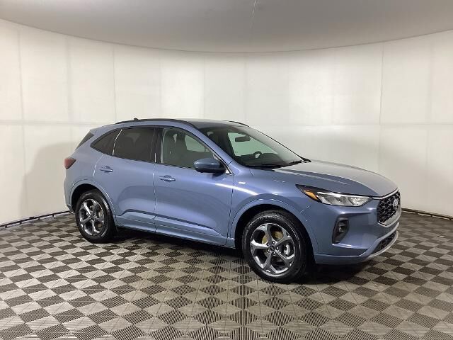 2023 Ford Escape Hybrid ST-Line Select