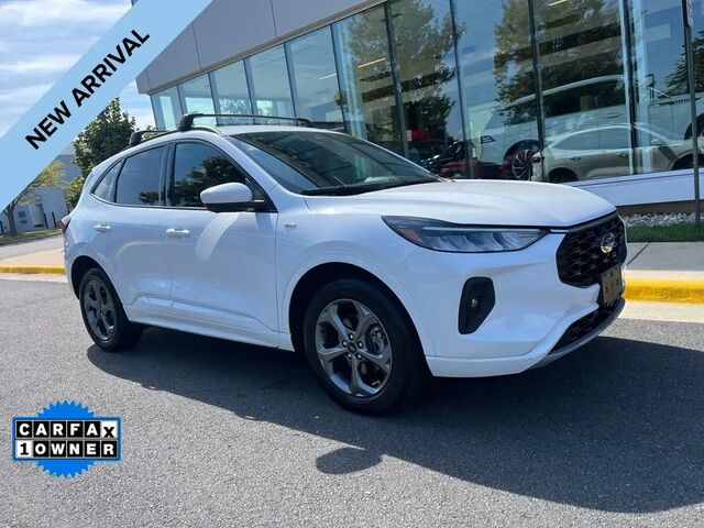 2023 Ford Escape Hybrid ST-Line Select