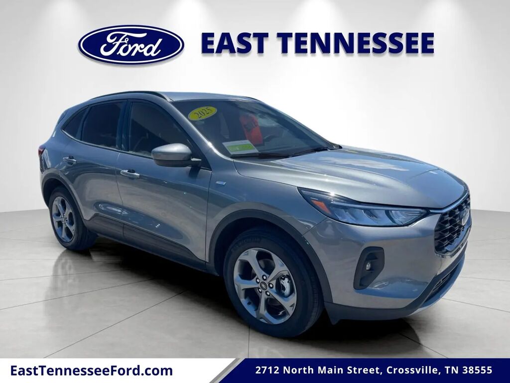 2025 Ford Escape Hybrid ST-Line Select — photo 1 of 25