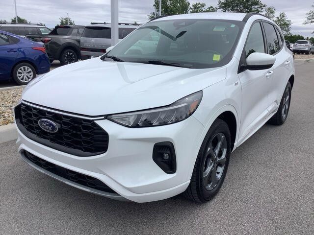 2023 Ford Escape Hybrid ST-Line Select