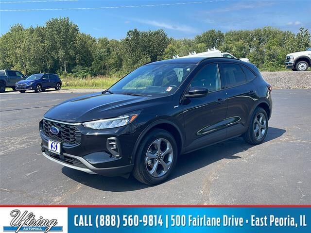 2025 Ford Escape Hybrid ST-Line Select — photo 1 of 13