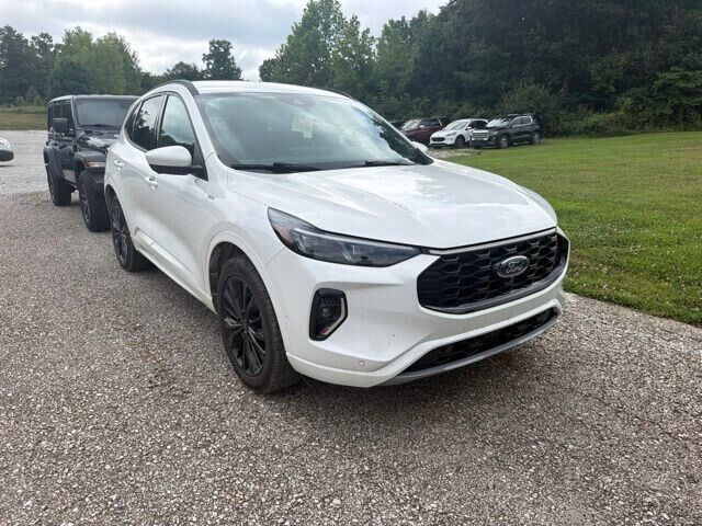 2023 Ford Escape ST-Line Elite