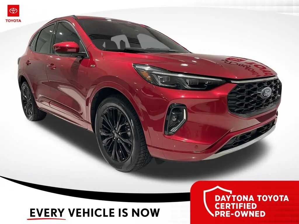 2023 Ford Escape ST-Line Elite — photo 1 of 13