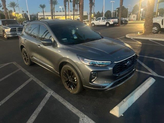 2023 Ford Escape ST-Line Elite