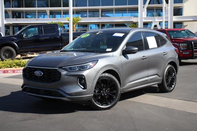 2023 Ford Escape ST-Line Elite