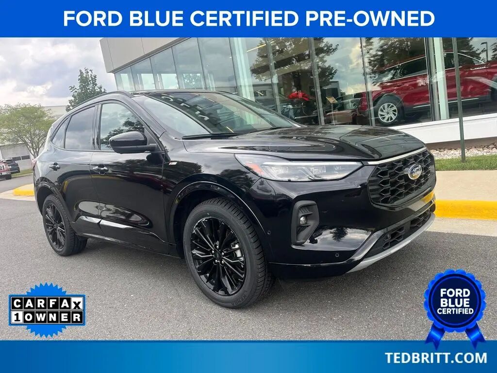 2024 Ford Escape ST-Line Elite — photo 1 of 24