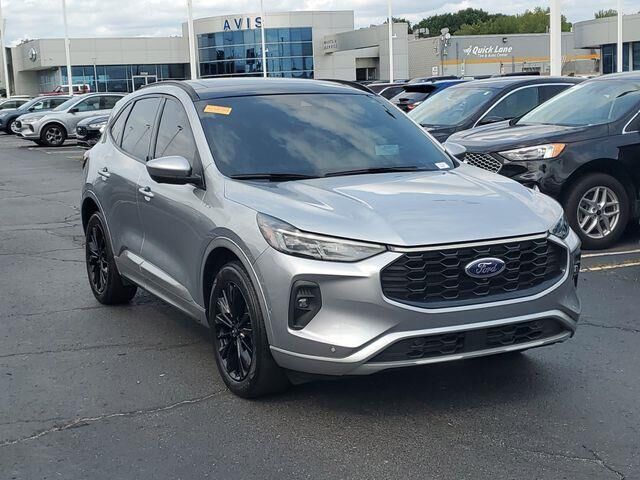 2024 Ford Escape ST-Line Elite — photo 1 of 26