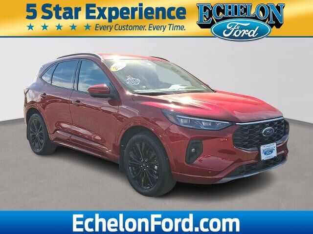 2025 Ford Escape ST-Line Elite