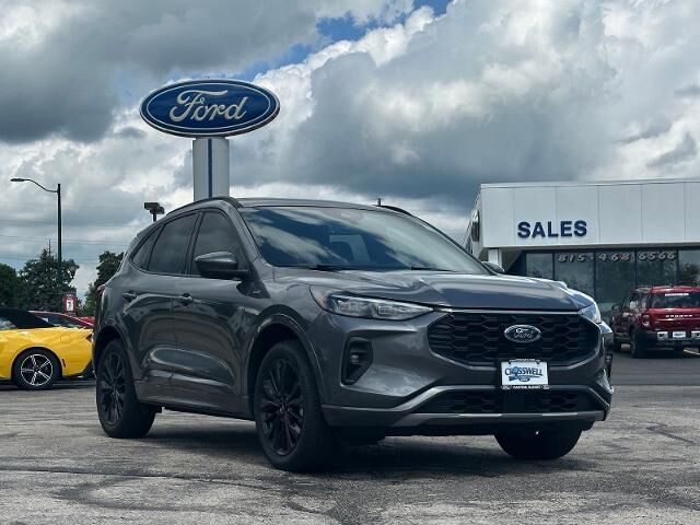 2025 Ford Escape ST-Line Elite — photo 1 of 26