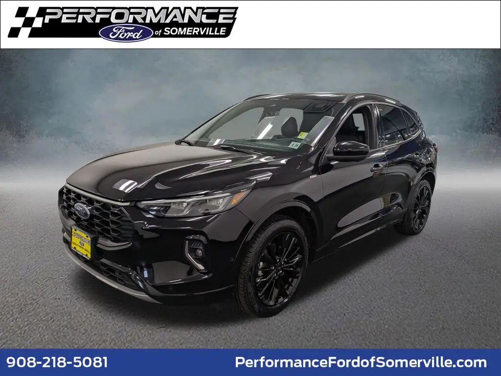 2023 Ford Escape ST-Line Elite — photo 1 of 24