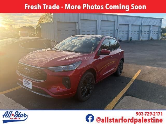2026 Ford Escape ST-Line Elite