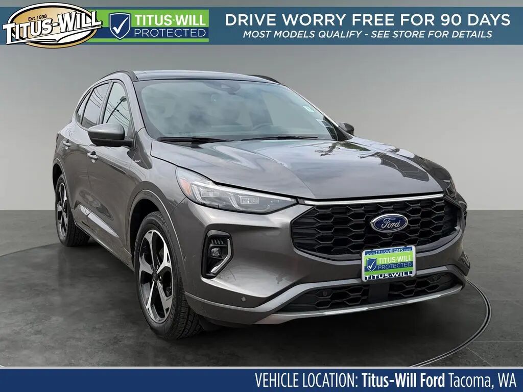2023 Ford Escape Hybrid ST-Line Elite — photo 1 of 23