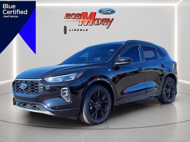 2024 Ford Escape Hybrid ST-Line Elite — photo 1 of 39