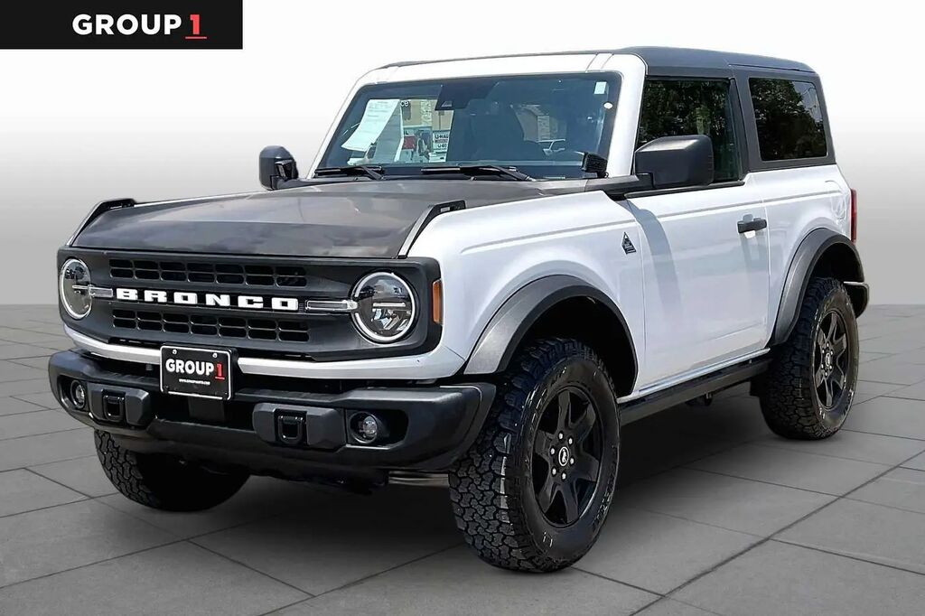 2024 Ford Bronco Black Diamond — photo 1 of 12
