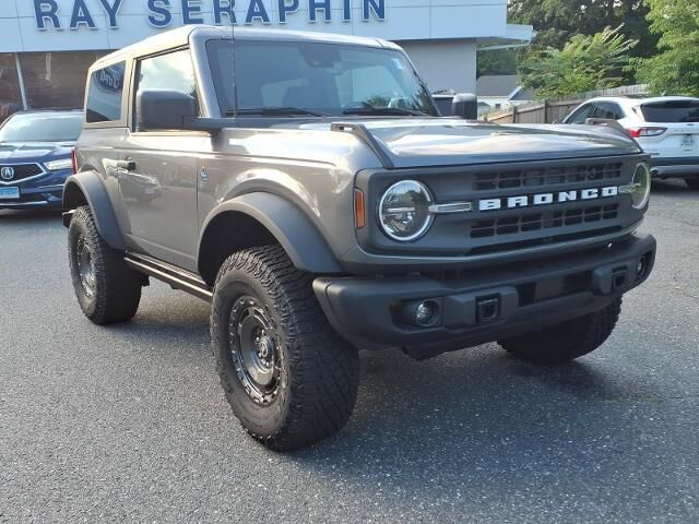 2024 Ford Bronco Black Diamond — photo 1 of 14