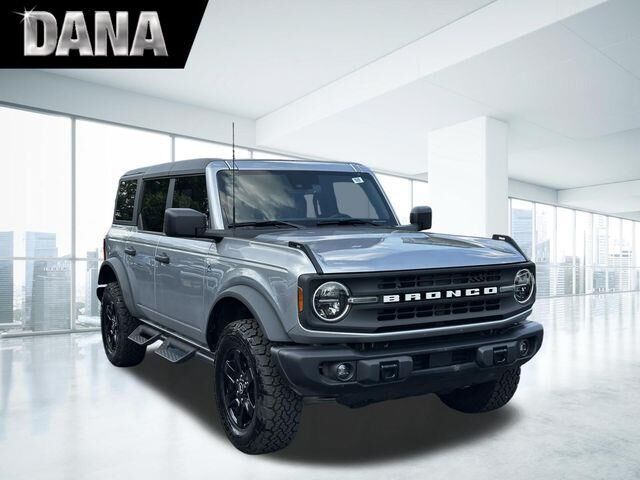 2024 Ford Bronco Black Diamond — photo 1 of 13