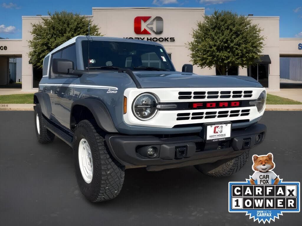 2023 Ford Bronco Heritage Edition — photo 1 of 1