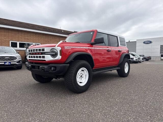 2023 Ford Bronco Heritage Edition — photo 1 of 26