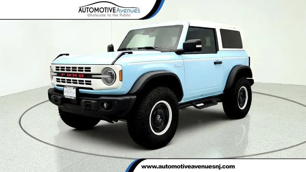 2024 Ford Bronco Heritage Limited Edition — photo 1 of 13
