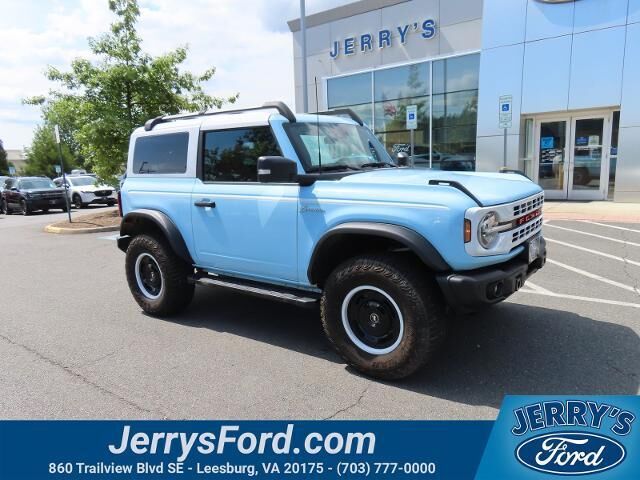 2023 Ford Bronco Heritage Limited Edition — photo 1 of 13