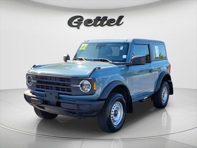 2022 Ford Bronco Base — photo 1 of 13