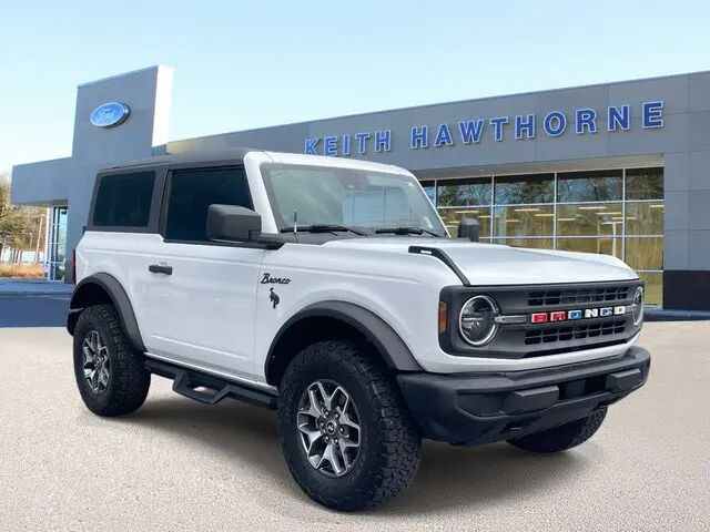2023 Ford Bronco Base — photo 1 of 24