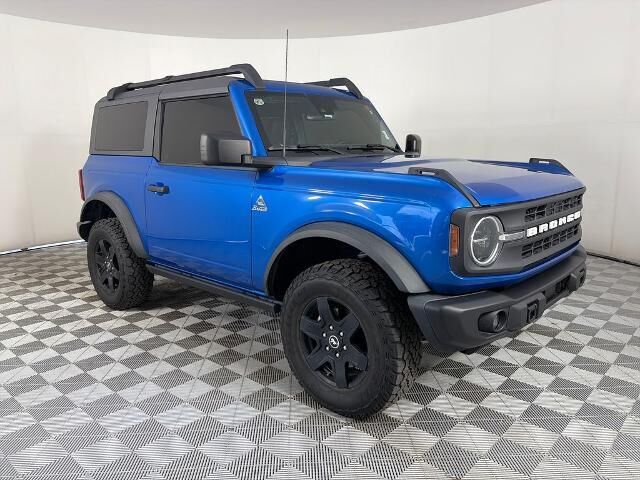2022 Ford Bronco Black Diamond — photo 1 of 26