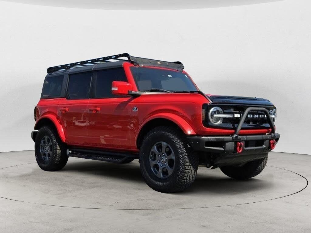 2022 Ford Bronco Outer Banks — photo 1 of 1