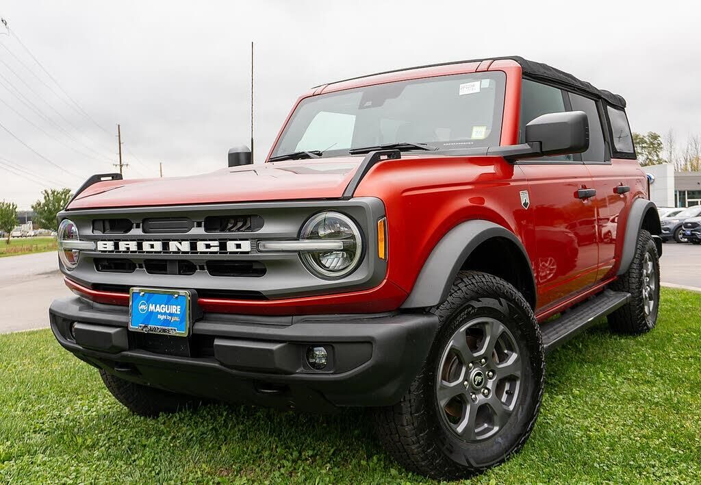 2022 Ford Bronco Big Bend — photo 1 of 1