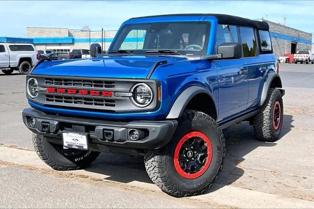 2023 Ford Bronco Base