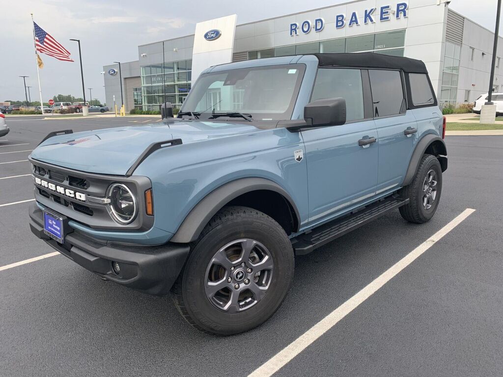 2023 Ford Bronco Big Bend — photo 1 of 14