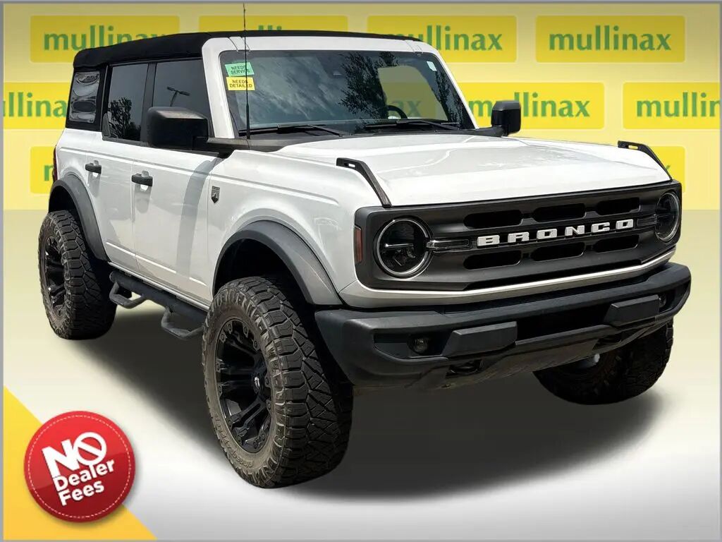 2023 Ford Bronco Big Bend — photo 1 of 33