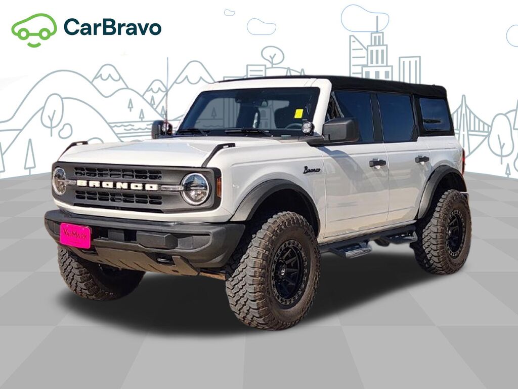 2022 Ford Bronco Base — photo 1 of 7