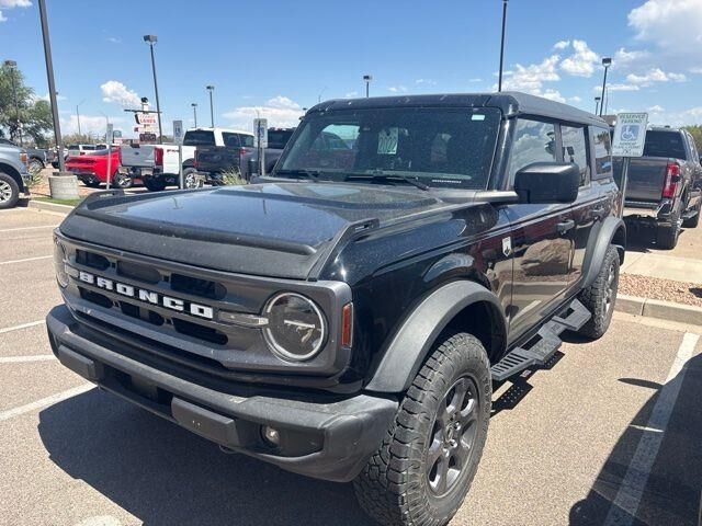 2023 Ford Bronco Big Bend — photo 1 of 16