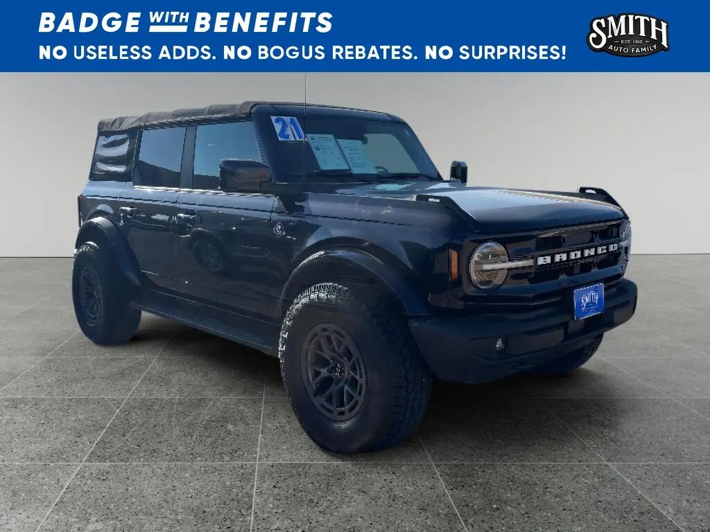 2021 Ford Bronco Outer Banks — photo 1 of 26