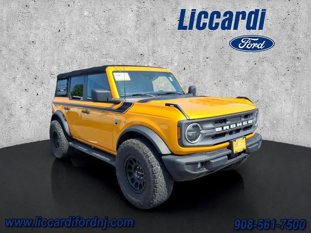 2022 Ford Bronco Big Bend — photo 1 of 13